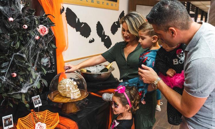 Halloween - OCTOBER and NOVEMBER Magic Natura Animal, Waterpark Resort Бенидорме Halloween - OCTOBER and NOVEMBER Magic Natura Animal, Waterpark Resort Бенидорме